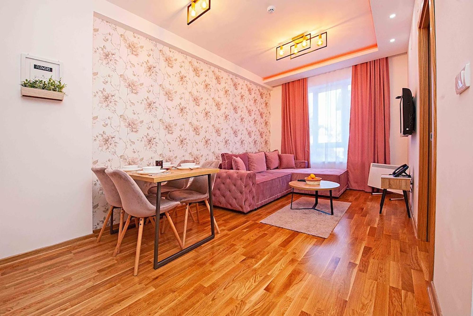 קופאוניק Apartmani Kraljevi Cardaci מראה חיצוני תמונה